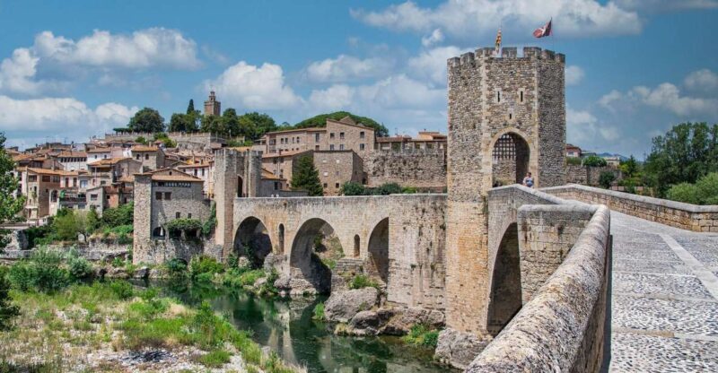 Girona - Private Historic Walking Tour - The Cathedral of Saint Mary and the Iconic Staircase