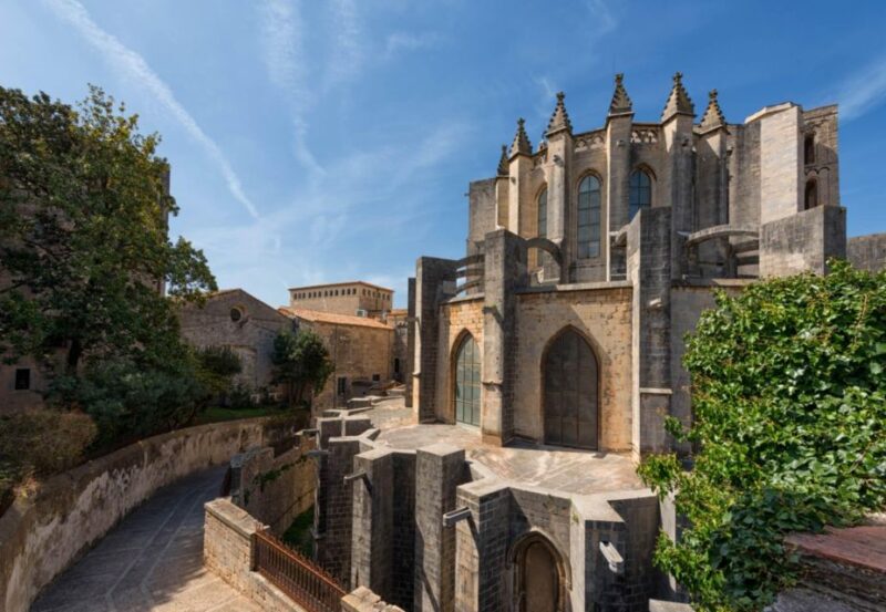 Girona: Self-guided Audio City Tour on Your Phone - Exploring Girona with a Self-guided Audio Tour