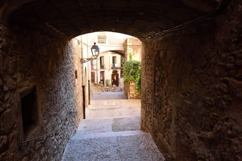 Girona: Self-guided Audio City Tour on Your Phone - Landmark Highlights and Their Stories