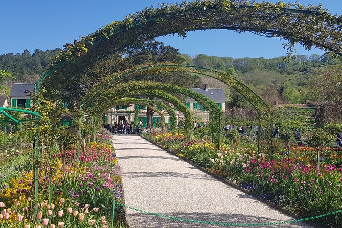Giverny Half-Day Guided Tour from Paris - The Beauty of the Clos Normand Garden