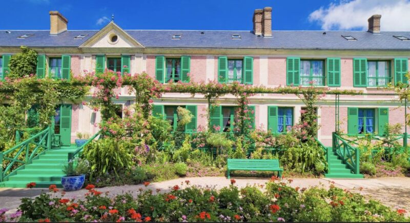 Giverny: Monet's House & Gardens Private Guided Tour +Ticket - The Guide’s Role in Personalizing Your Visit
