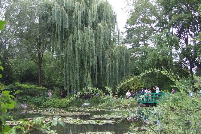 Giverny Monet's House Gardens Small-Group with Hotel* Pickup - Is This Tour Worth Considering?