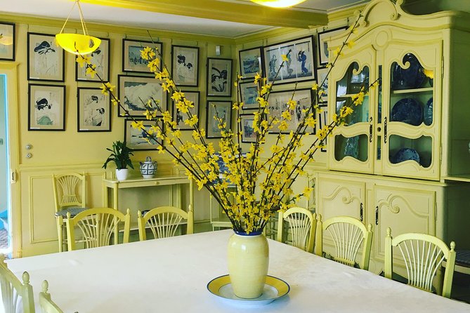 Giverny Monet's House & Versailles Palace Private Day Trip from Paris - What Sets This Tour Apart from Similar Offers
