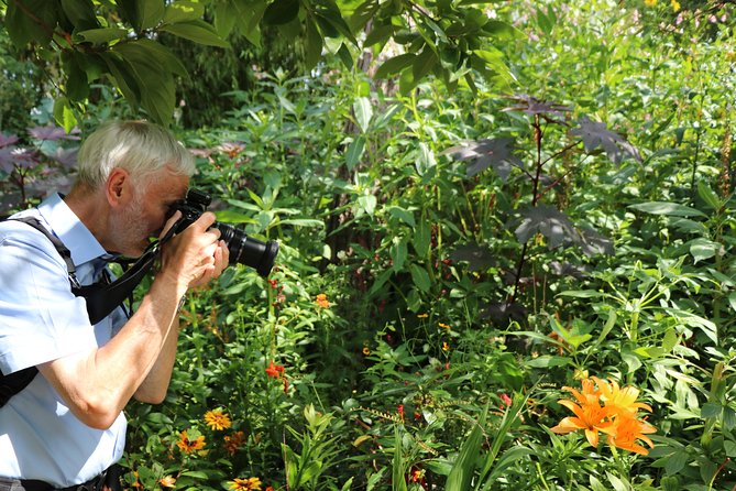 Giverny Private Half-Day Trip including Claude Monet' Gardens & House from Paris - Considerations and Limitations
