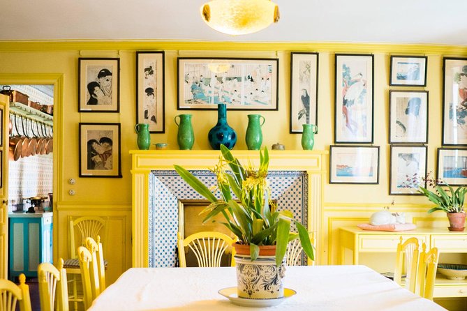 Giverny Small-Group Half Day Trip with Monets Gardens from Paris - Starting Point and Transportation Logistics