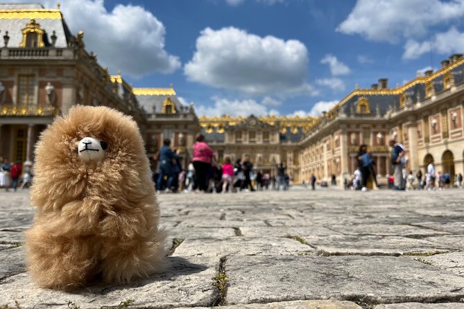 Giverny & Versailles Private Guided Tour with Ticket Entry - Giverny & Versailles: A Deep Dive into French Artistic and Royal Heritage