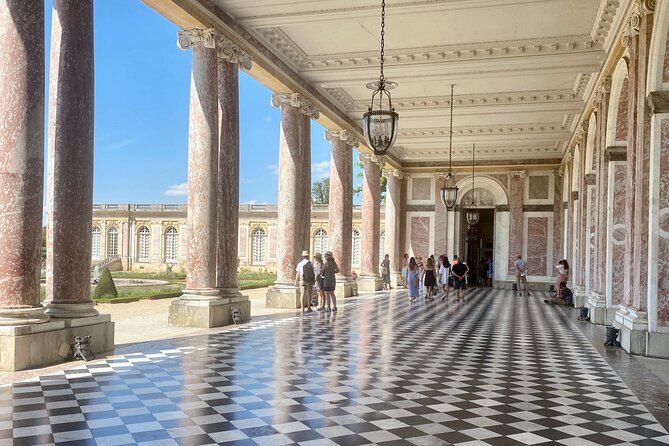 Giverny Versailles Trianon Small Group from Paris by Minivan - Discovering the Trianon Palaces and the Queen’s Hamlet