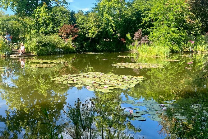 Giverny Versailles Trianon Small Group from Paris by Minivan - Strolling Through the Versailles Gardens