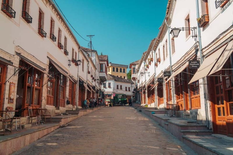 Gjirokastër: Castle, Bazaar, and Ottoman Houses Tour - Starting Point Near Kafe Flora