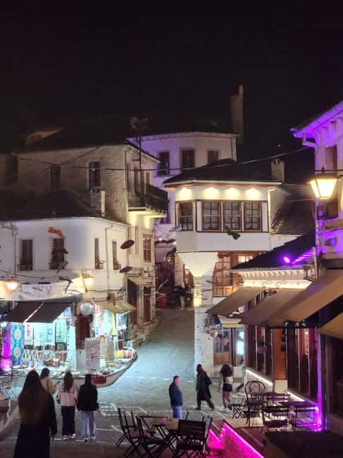 Gjirokaster: Traditional Albanian embroidery class . - Key Points