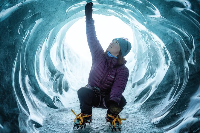 Glacier and Ice Cave Private Photoshoot - 15 Shot Photo Package - The Photographs: Quality, Quantity, and Delivery