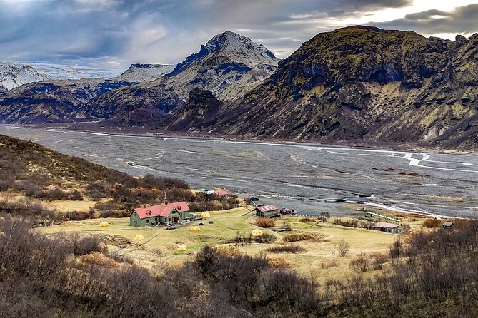 Glacier Express Jeep & Hiking Tour - Local Icelandic Guide - The Glacier Hike at Solheimajokull: An Up-Close Encounter