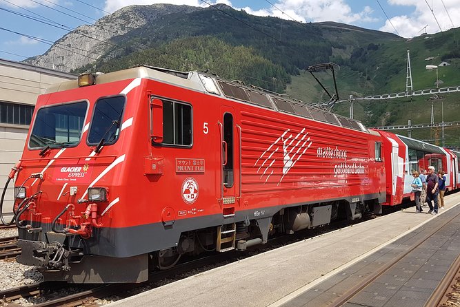 Glacier Express Panoramic Train Round Trip in one Day Private Tour from Basel - Optional Short Walks in Chur or Brig