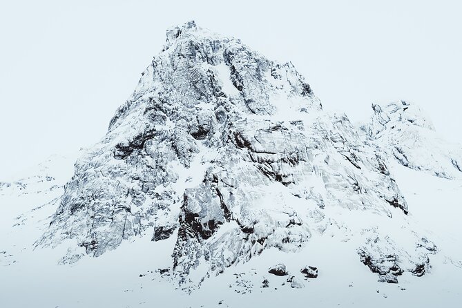 Glacier Rush  Fast pace snowmobile - SnoMo Glacier - Safety and Equipment: All You Need for the Ride