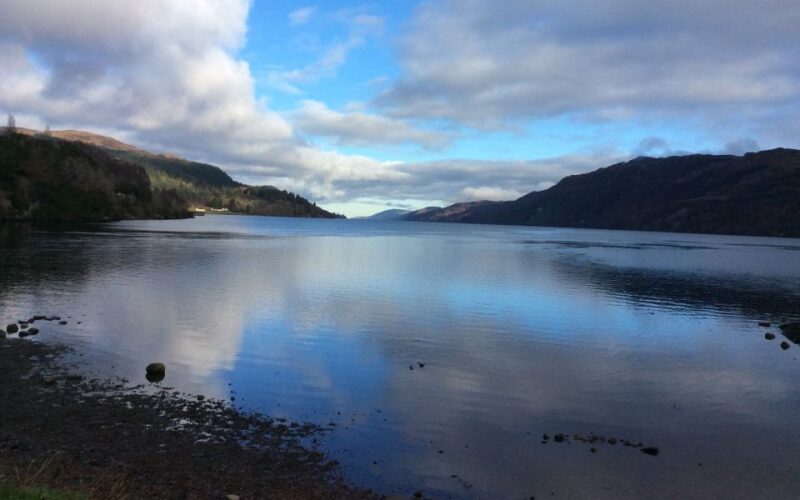 Glasgow: 2-Day Eilean Donan, Loch Ness & Glenfinnan Tour - Visiting Inveraray Castle and Glencoe’s Dramatic Landscapes