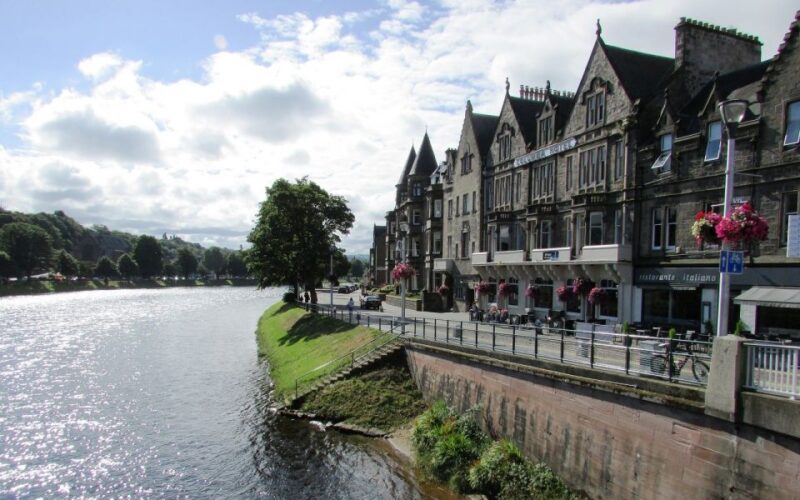 Glasgow: 2-Day Loch Ness, Inverness & Highlands Tour - Discover Scotlands Highland Wonders in Two Days