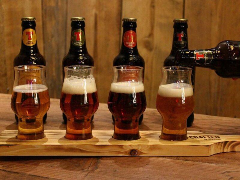 Glasgow: Beer Flight with a Haggis Taster in a Glasgow pub - Discover the Taste of Scotland at Van Winkle Barrowlands