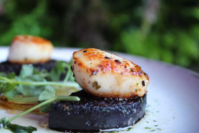 Glasgow: Haggis Tasting with a Dram of Scottish Whisky - Key Points