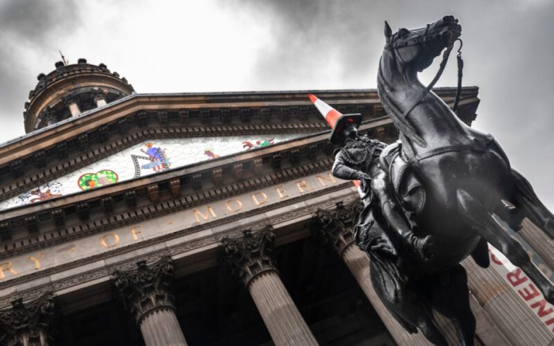 Glasgow: Haunted Quest Experience - Walking Distance and Pacing Considerations