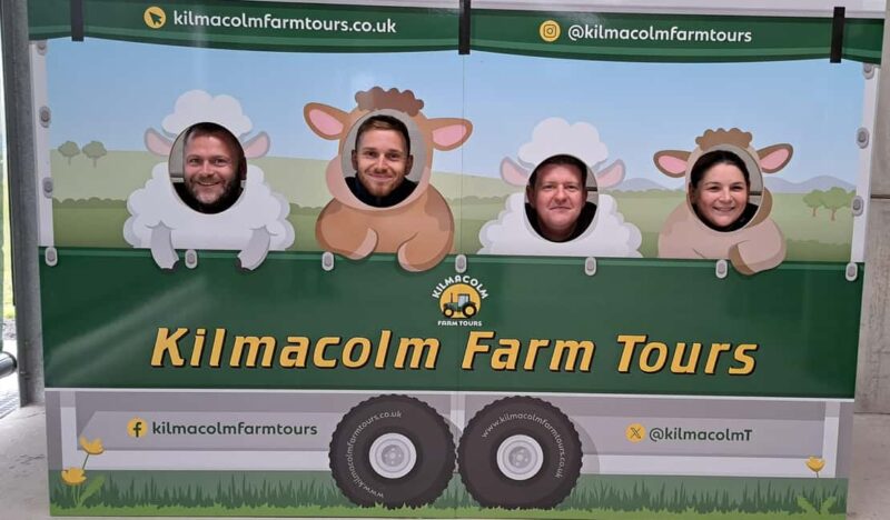 Glasgow: Highland Cow Trailer Tour with home baking - Who Will Love the Highland Cow Trailer Tour in Glasgow?