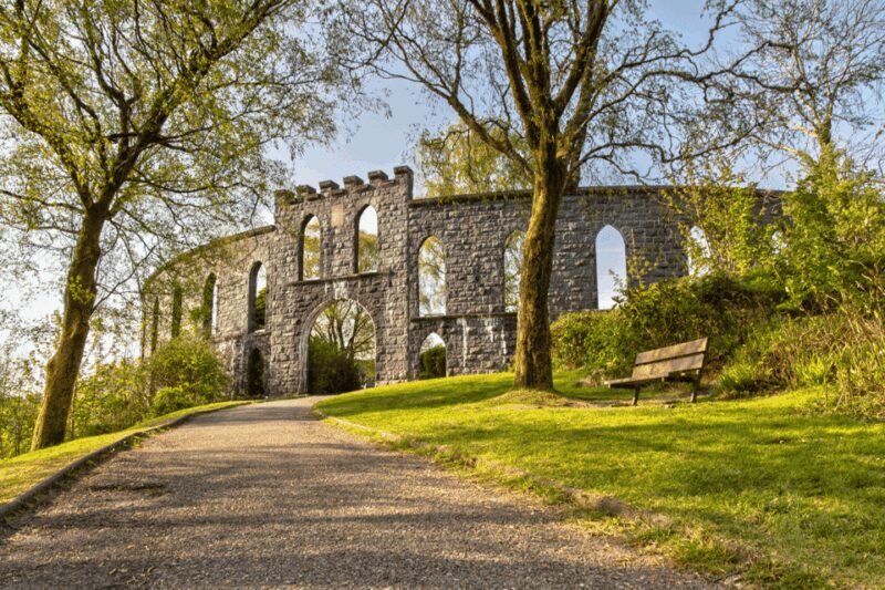 Glasgow: Highlights of Scotland Tour - Viewing Castle Stalker: A Unique Tidal Castle