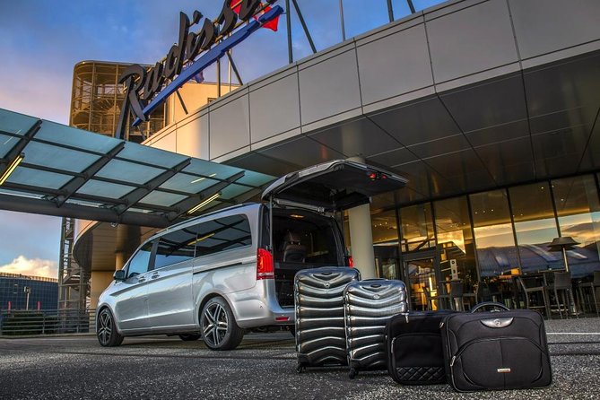 Glasgow Luxury Private Day Tour with Scottish Local - Explore Glasgow in Style with a Private Chauffeur and Top Attractions