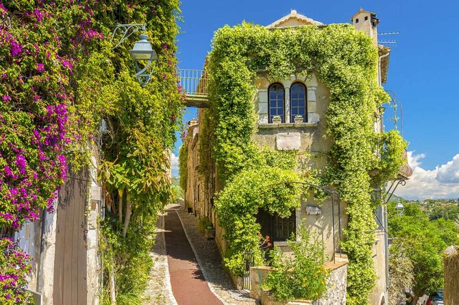 Glass Blowers, Art Galleries and Medieval Villages on the Riviera - Key Points