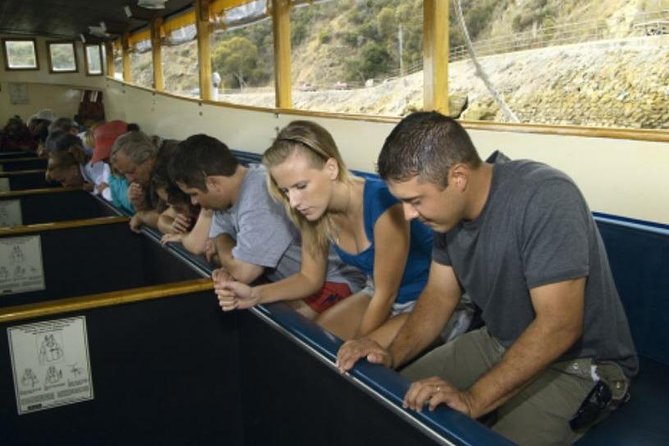 Glass Bottom Boat: Catalina Island Tour - The Experience with the Captain and Guides