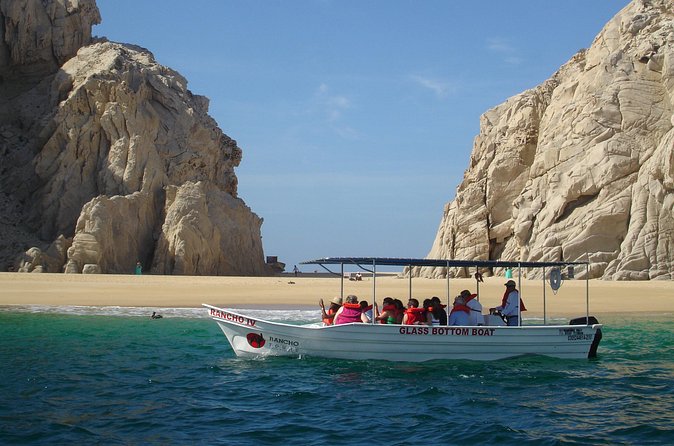Glass Bottom Boat Ride to the Arch - The Role of the Guide and Small Group Setting