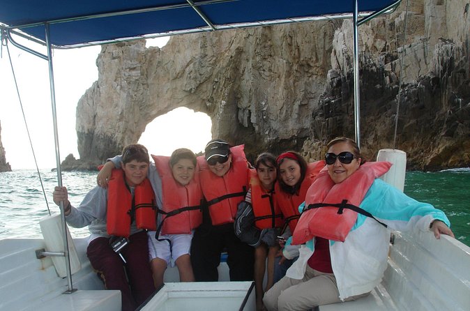 Glass Bottom Boat Ride to the Arch - Practical Details and Booking Tips