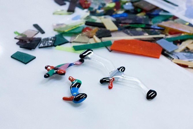 Glass Jewellery Workshop - The Experience Led by a Knowledgeable Local