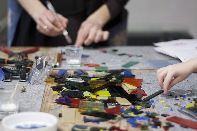 Glass Jewellery Workshop - Creating a Variety of Jewelry Pieces