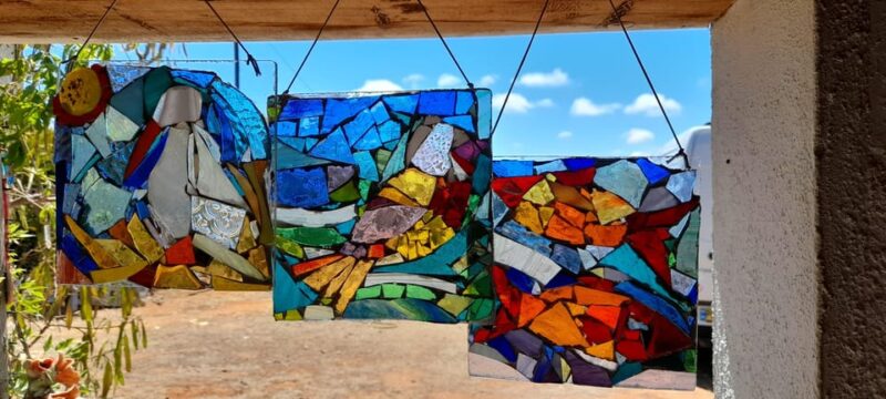 Glass on Glass Mosaic craft workshop near lagos - Engaging Glass on Glass Mosaic Workshop in the Algarve