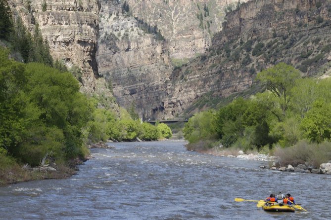 Glenwood Springs Short and Mild Rafting Trip - Exciting Family-Friendly Rafting in Glenwood Springs at Just $70
