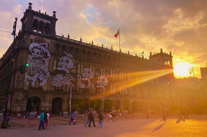 Glimpse MX City: Local Eats, Flower Market & Historic Streets - Who Should Consider This Tour?