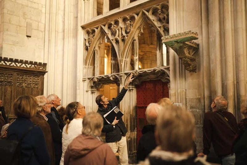 Gloucester Cathedral: Highlights Tour - Key Points