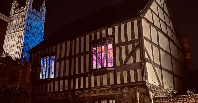 Gloucester: Ghost-Themed Guided Walking Tour - The Guide’s Personal Paranormal Experiences and Storytelling Style