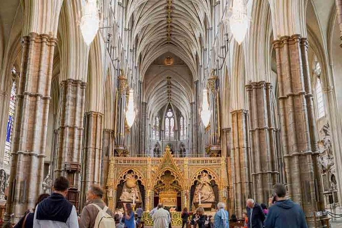 Go City London Explorer Pass: 2-7 Things To do including Shard - Iconic Bridge and Thames River Cruise