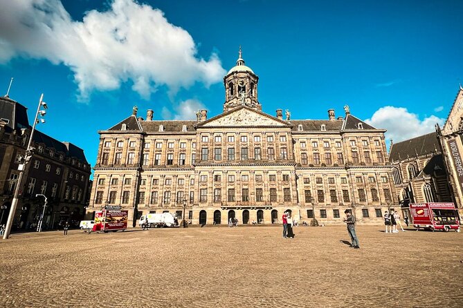 Go-To Introductory Walking Tour - Hello Amsterdam - Exploring Beurs van Berlage: A Financial Landmark