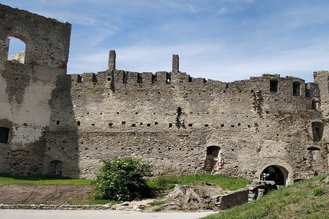 Go West  Private 1 Day Trip to West Coast - Visiting Padise Abbeys Medieval Ruins