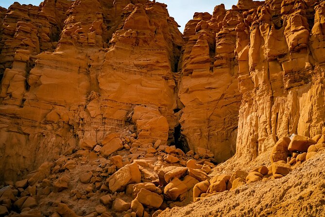 Goblin Valley Self Guided Driving Audio Tour - The Magnificent Mollys Castle: A Towering Red Rock Formation