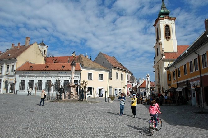 Godollo Sisi Castle and Szentendre Full-Day Private Tour from Budapest - Lunch and Refreshments in Szentendre