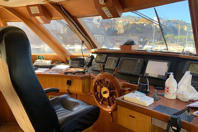 Gold Cruise Positano and Amalfi From Sorrento, Seiano or C.Stabia - Food and Refreshments on the Tour