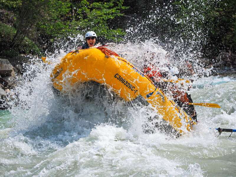 Golden, BC: Kicking Horse River Whitewater Raft Experience - The Professional Guides and Their Impact