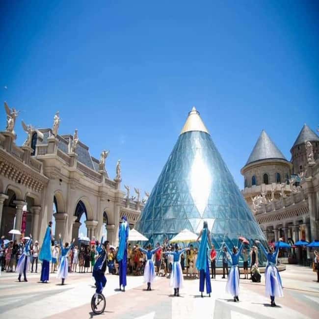 Golden Bridge-BaNa Hills by Private Car From Hoi An/Da Nang - Discover the Golden Bridge and Ba Na Hills by Private Car from Hoi An or Da Nang