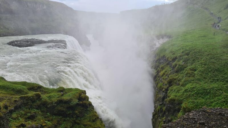 Golden Circle and Kerið Crater Small Group Tour - Explore Iceland’s Iconic Sights in an Intimate Small Group