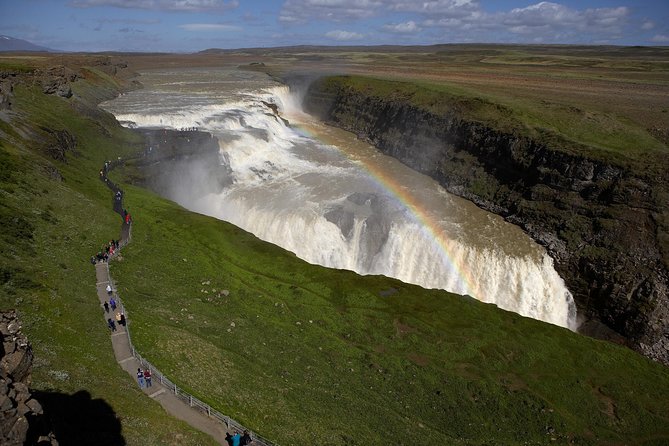 Golden Circle and Laugarvatn Fontana Geothermal Tour from Reykjavik - Marveling at Gullfoss Waterfall and Its Power