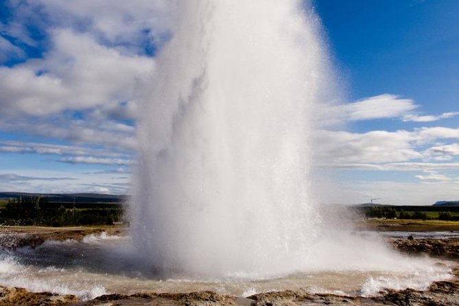 Golden Circle & Blue Lagoon Tour - Key Points