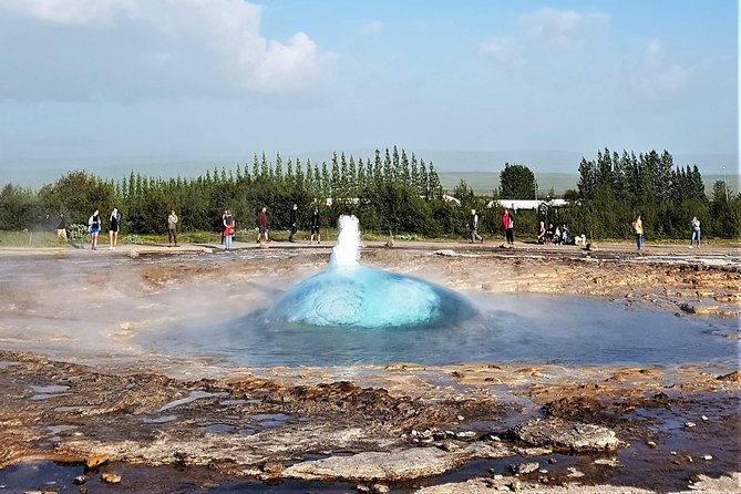 Golden Circle Private Day Tour - up to 9 passengers - Exploring Reykjavík’s Gateway to the Golden Circle