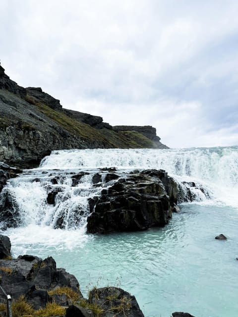 Golden Circle: Private Tour for up to 7 PAX /7 Hours/ - Seamless Logistics with Hotel Transfer and Private Service